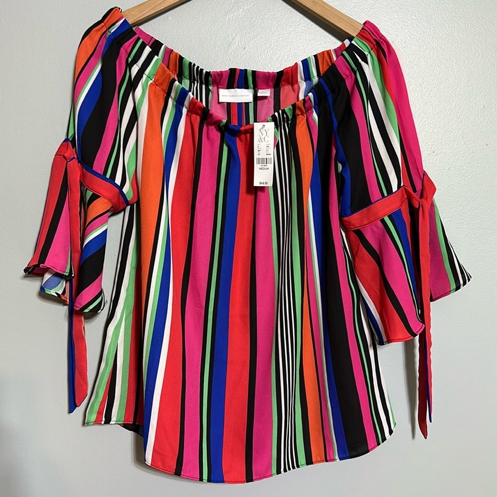 New York’s & Company Off the Shoulder Blouse Women’s Size Medium NWT